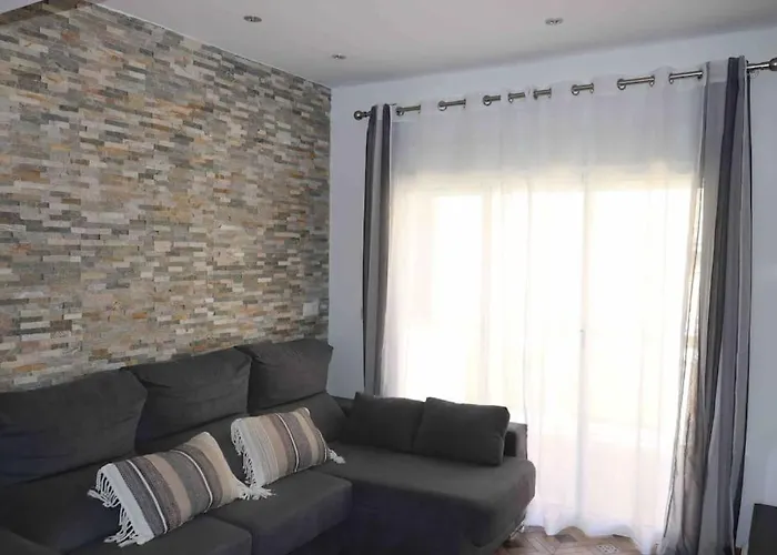 Precioso Con Vistas Al Mar. Piscina.