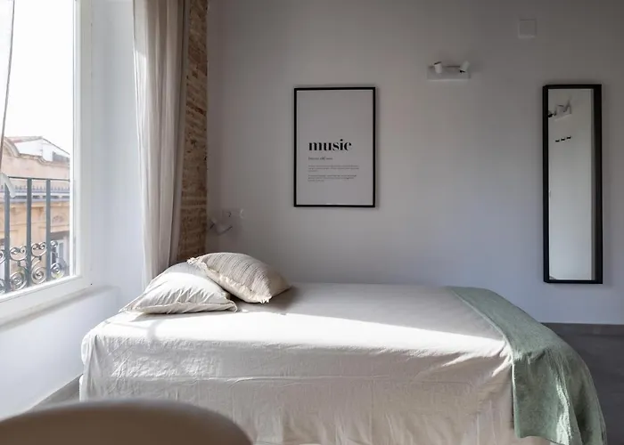 Residencia Universitaria Trinitarios * 瓦伦西亚