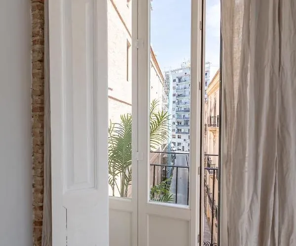 Residencia Universitaria Trinitarios 아파트