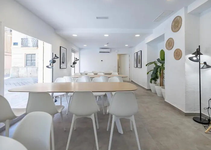 Residencia Universitaria Trinitarios 公寓 *