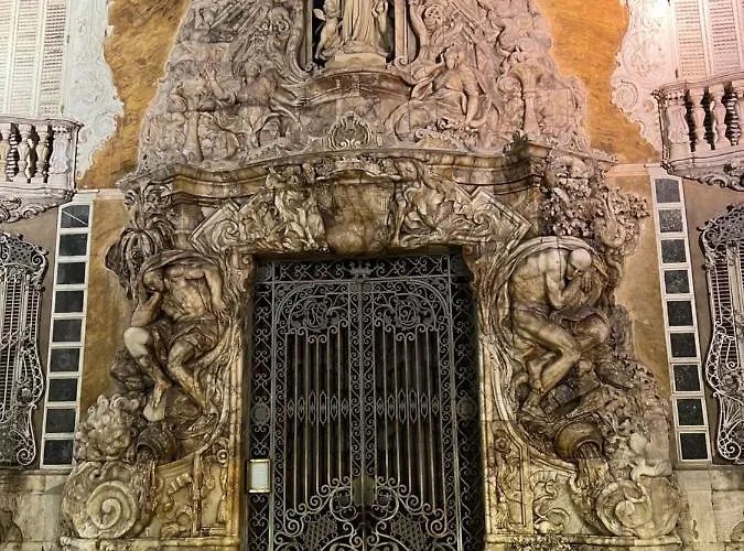 Cosmo 4* فالنسيا