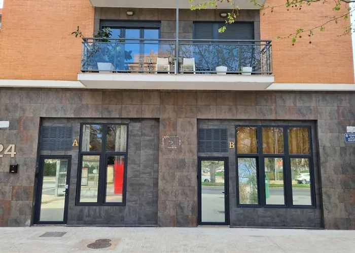 Апарт-отель Hlius Brand New 4*