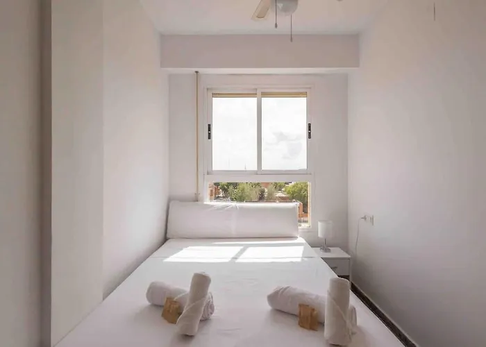 아파트 15 Min. Metro Ride To The Center