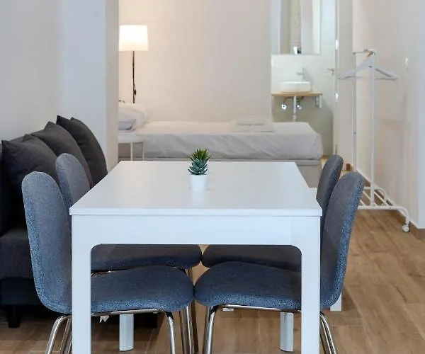 Vlc Host- Fray Pedro Lejlighed *