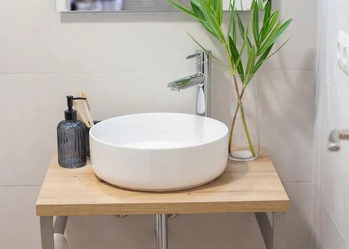 Vlc Host- Fray Pedro *