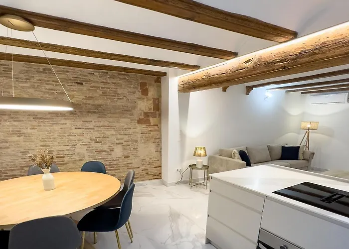 Market - Ciutat Vella, Exclusively For Families - Mid-term *