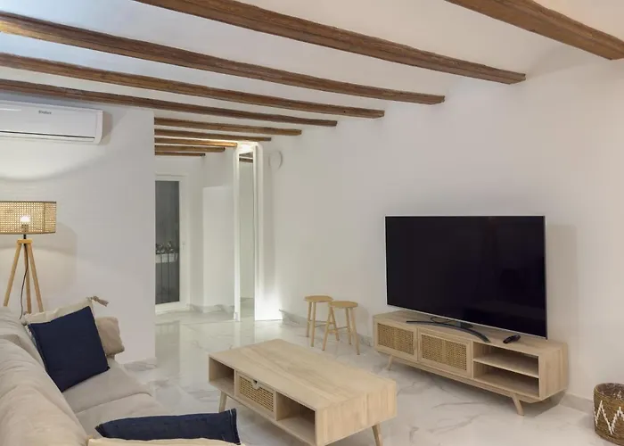 아파트 Market - Ciutat Vella, Exclusively For Families - Mid-term *