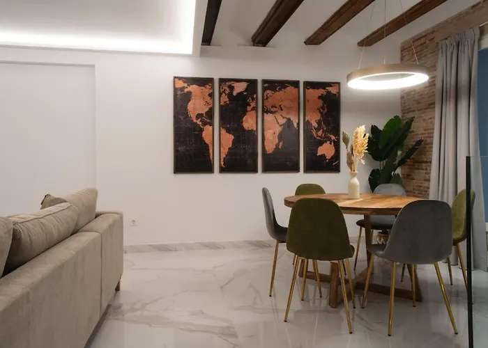 아파트 Market - Ciutat Vella, Exclusively For Families - Mid-term *