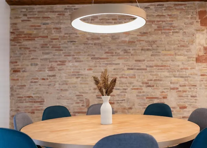 아파트 Market - Ciutat Vella, Exclusively For Families - Mid-term