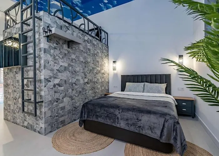 Fantastic Loft With An Exquisite Design Apartment *