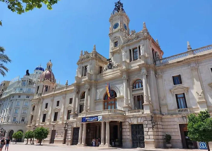 Náutico Junto A La Playa Malvarrosa * Valencia