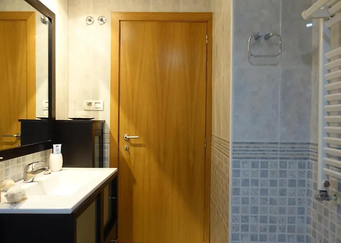 ☆the Peaceful Homestay☆ W/ Terrace⌘parking⌘bbq Séjour chez l'habitant Valence