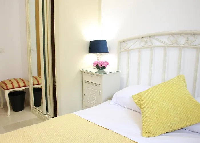 Privatunterkunft ☆the Peaceful Homestay☆ W/ Terrace⌘parking⌘bbq Valencia