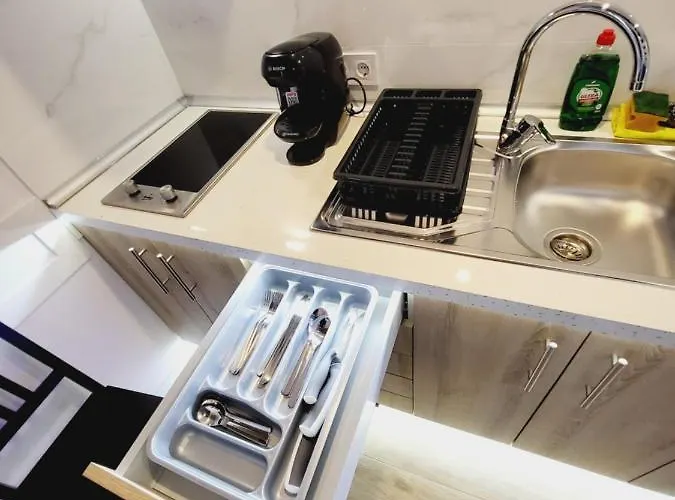 Ξενοδοχείο με διαμερίσματα Carbonell 1 4*