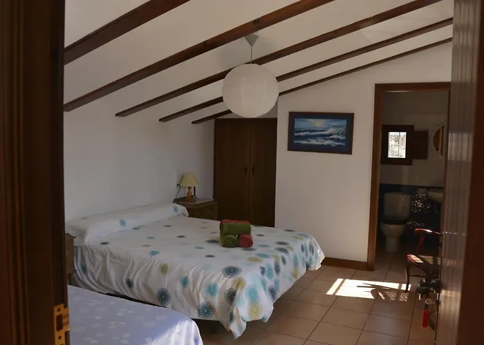 El Pino B & B, Chera