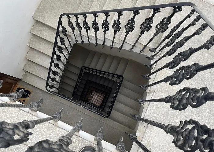 Singularstays Vivons *