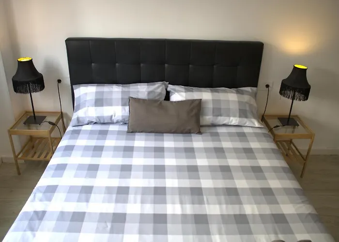 Privadas A Un Paso De Ruzafa 게스트하우스 *