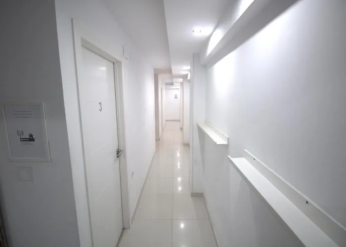 게스트하우스 Privadas A Un Paso De Ruzafa *