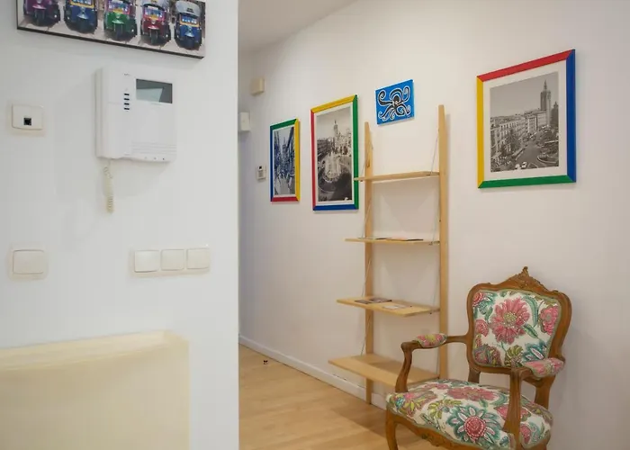 Διαμέρισμα Singularstays Reina Ii