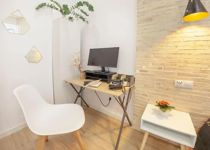 Ra - Stylish Loft - Walk To The Of *