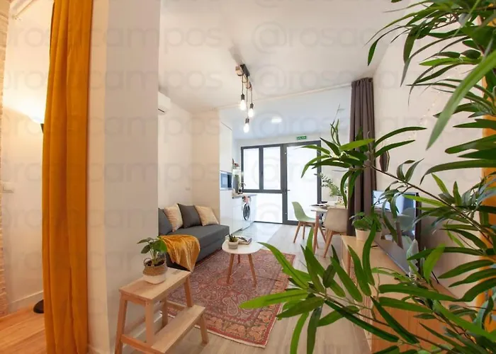 Ra - Stylish Loft - Walk To The Of