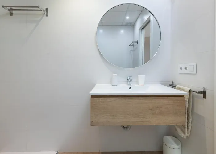 Apartup Opera شقة