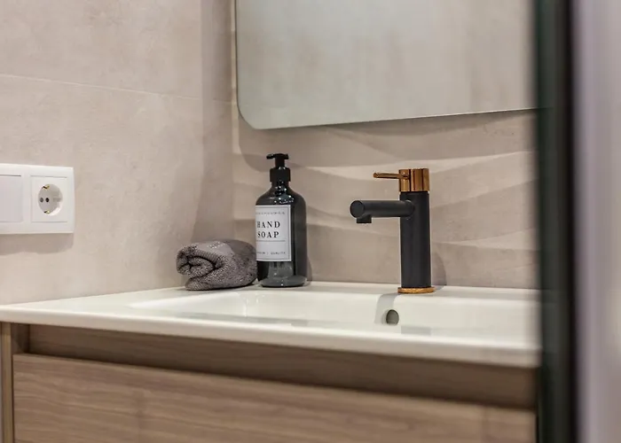 Deluxe - Aiora Βαλένθια