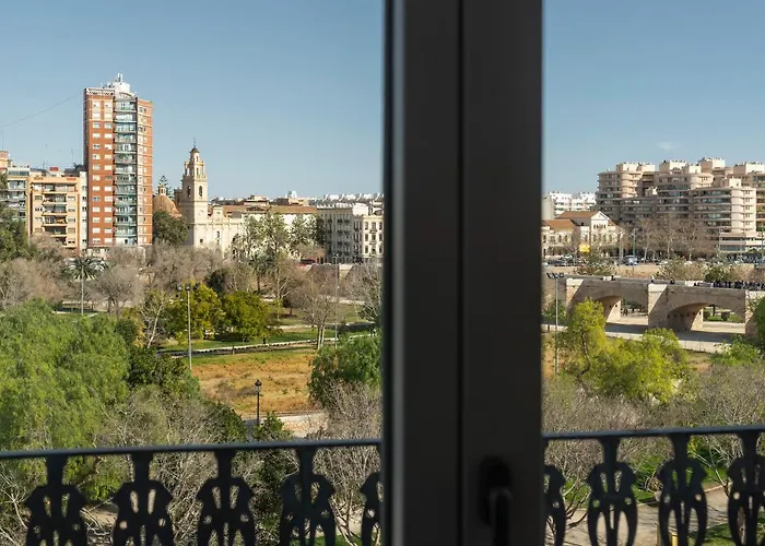 Hotel Blanq Carmen 3*