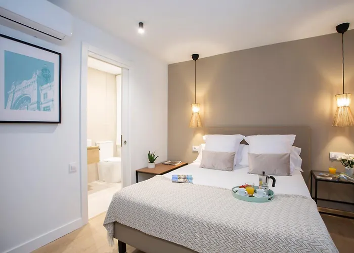 Poeta Llombart شقة فالنسيا