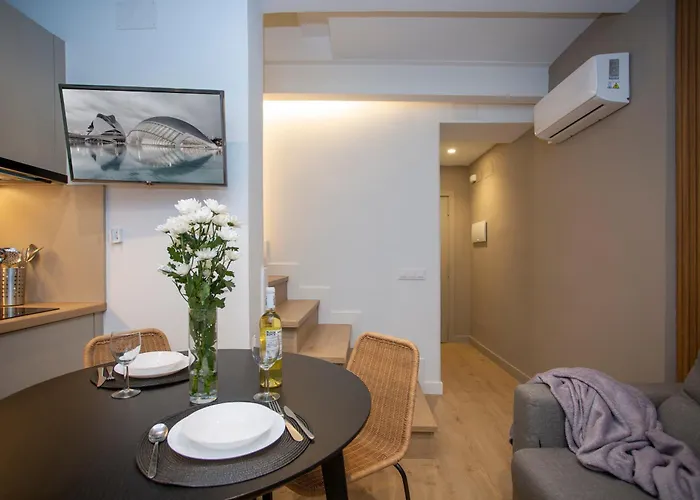 Poeta Llombart * فالنسيا