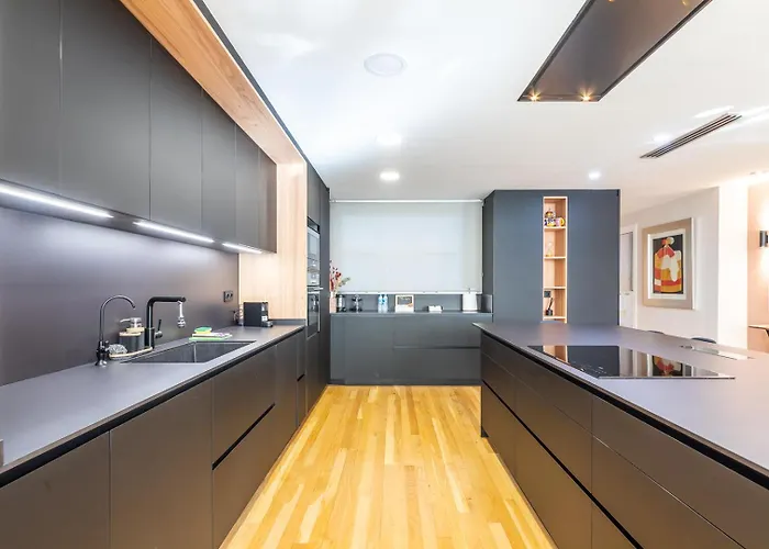 Central Market Lux 아파트 *