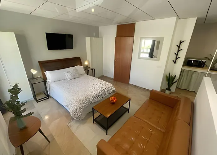 11 Nights 발렌시아