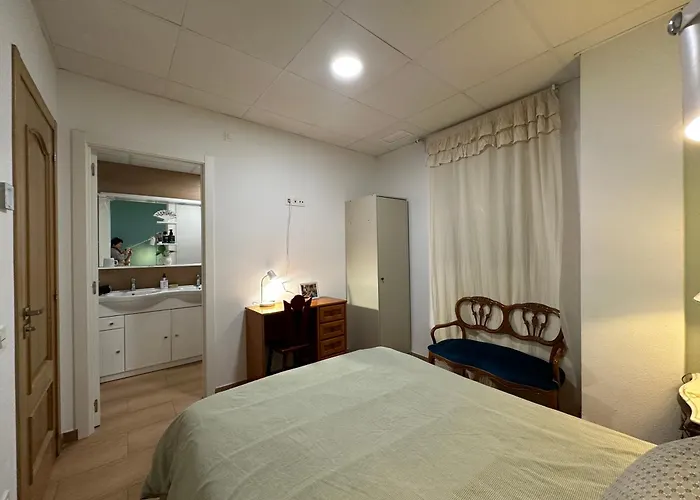 Mirador 1 Del Mercado - Con Bano Privado En El Centro De La Ciudad Vella