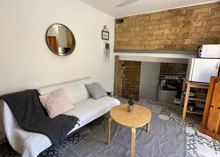 Апартаменты Precioso Con A/a En Ruzafa Con Terracita Privada Y Acceso A Un Jardin, 2-3 Personas Валенсия