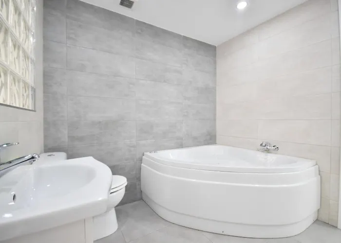 Gran Piso En Barrio Historico Del Centro