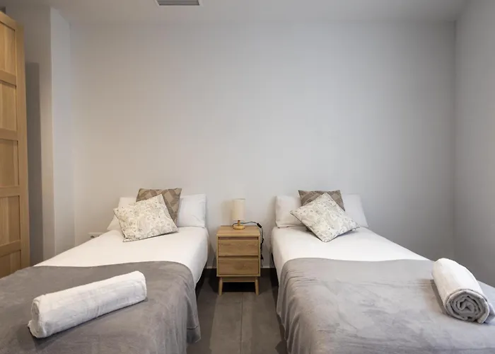 Florit Flats - The Patraix * Βαλένθια