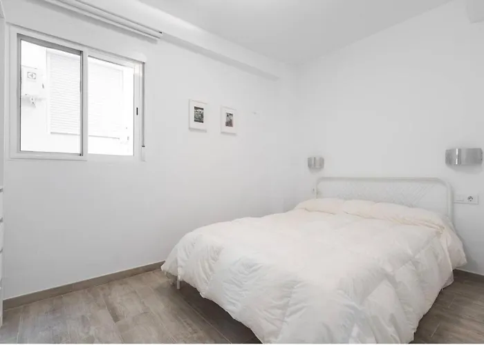 Apartamento Cerca Del Mar, Del Puerto Y Del Centro *