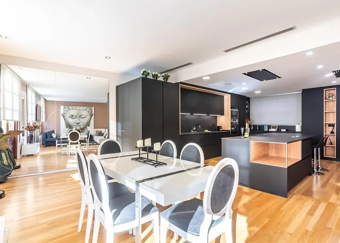 Central Market Lux *