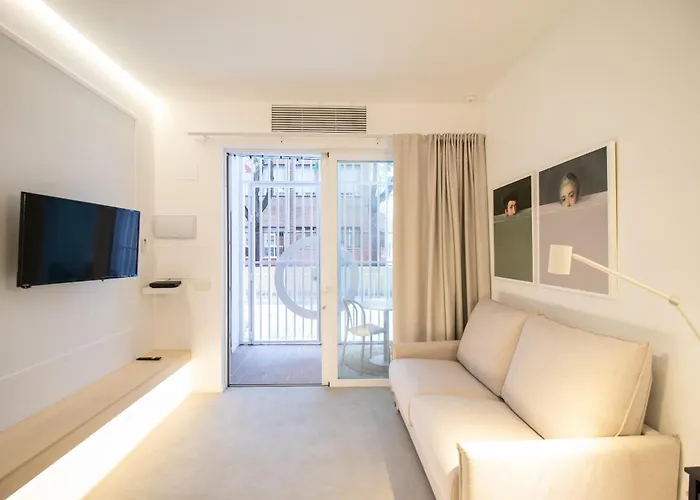 Breathe By Concept Flats *