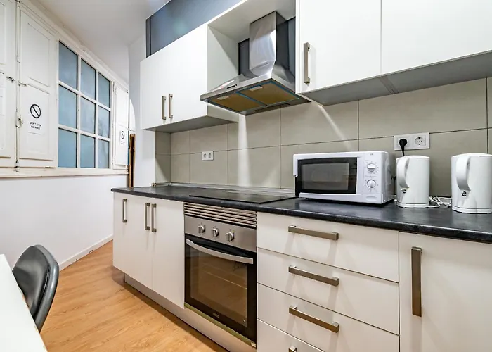 게스트하우스 Versus *