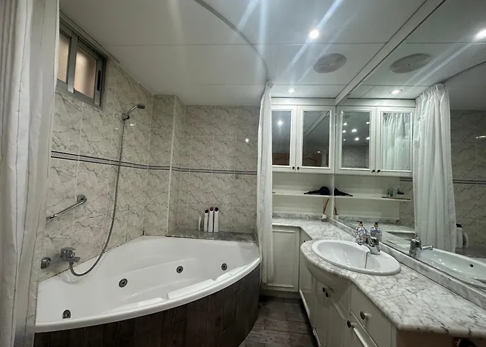 La Casa De Lili Acerca De Palacio De Musica Διαμέρισμα *