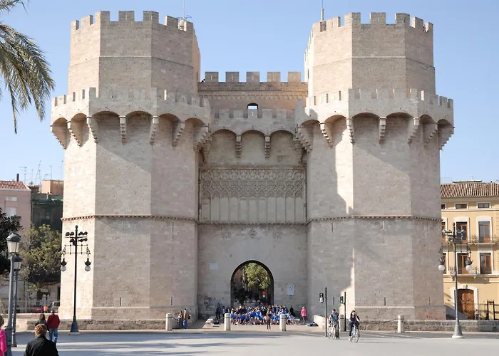 Travel Habitat Patraix Con Terracita Βαλένθια