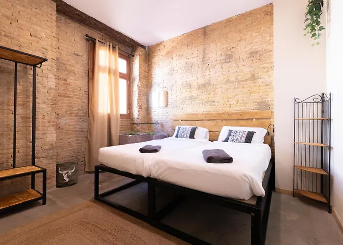 Bed & Breakfast Bird House Valencia