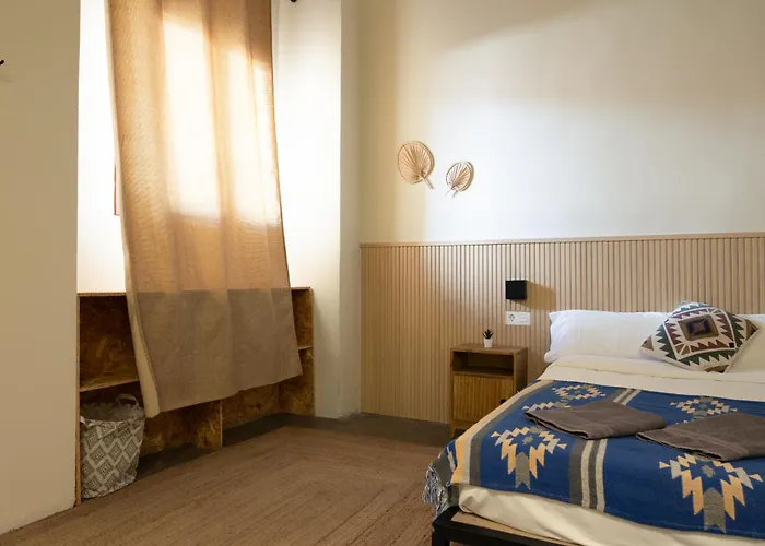 Bird House Bed & Breakfast