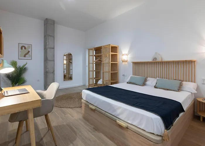 Travel Habitat Mediterranean * Βαλένθια