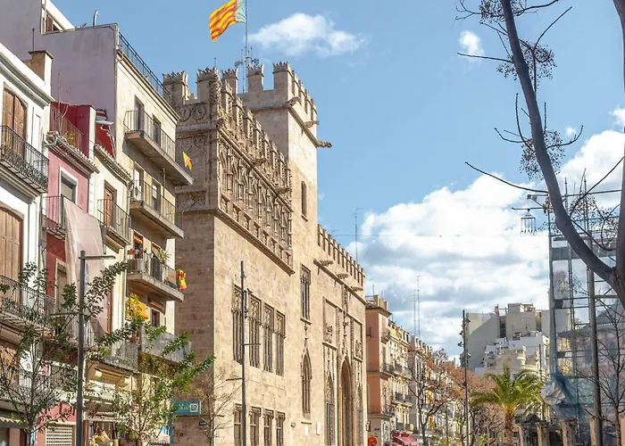 Limehome Carrer De Sant Jacint * فالنسيا