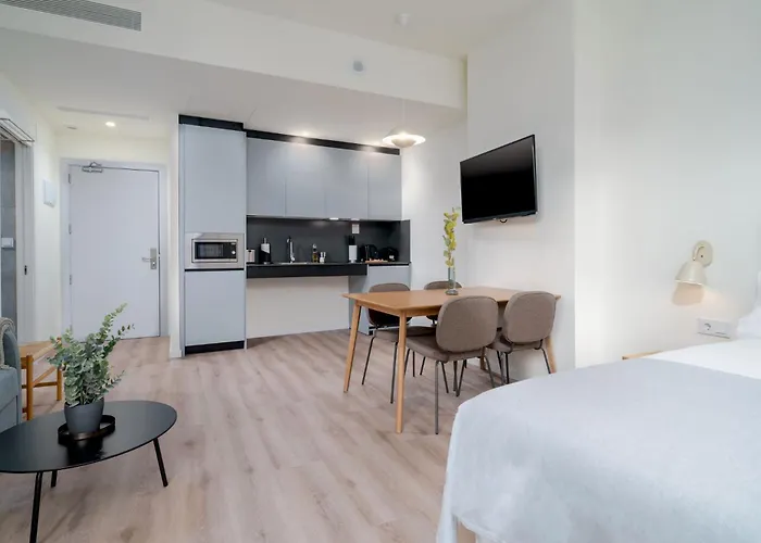 Limehome Carrer De Sant Jacint شقة فالنسيا