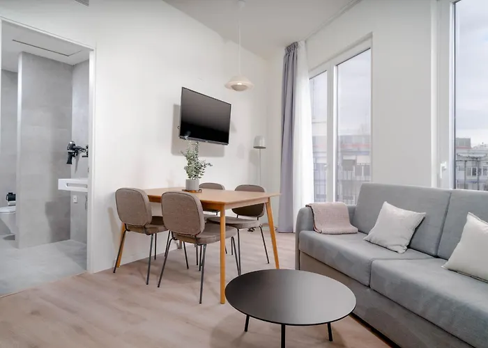 Limehome Carrer De Sant Jacint فالنسيا