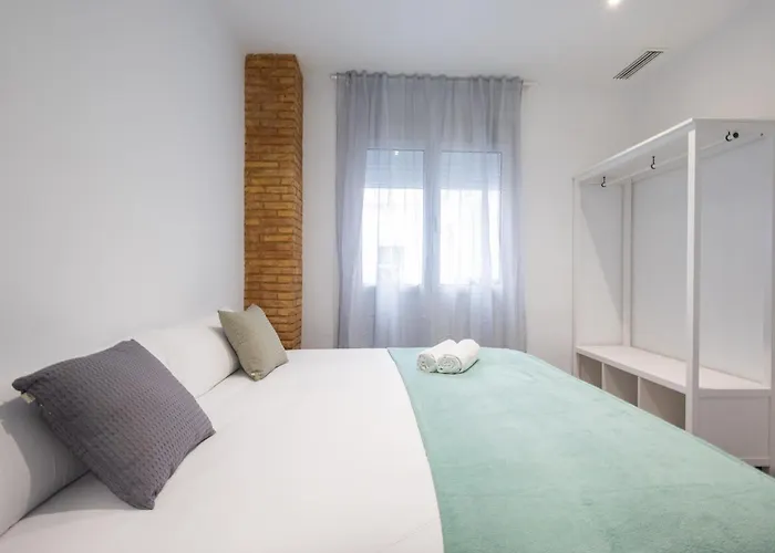 Florit Flats - The Patraix * Βαλένθια