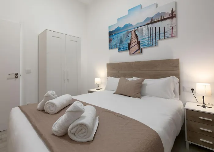 Malvarrosa Arenas Access * فالنسيا